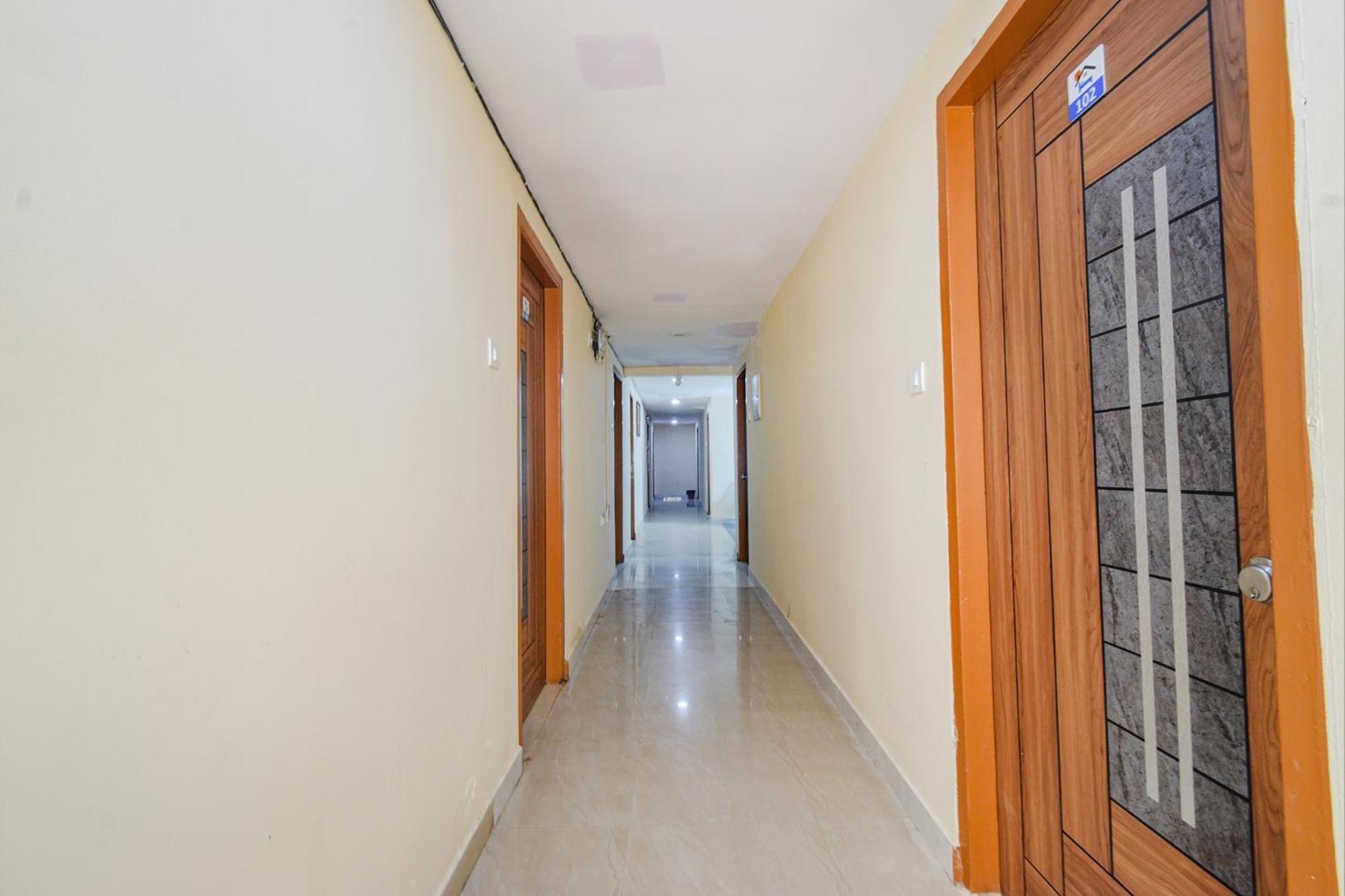 Fabhotel N Residency, Hitech City - 350M From Yashoda Hospital, Hitech City Гайдарабад Екстер'єр фото